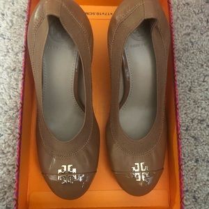 Tory Bur h Jolie Pump